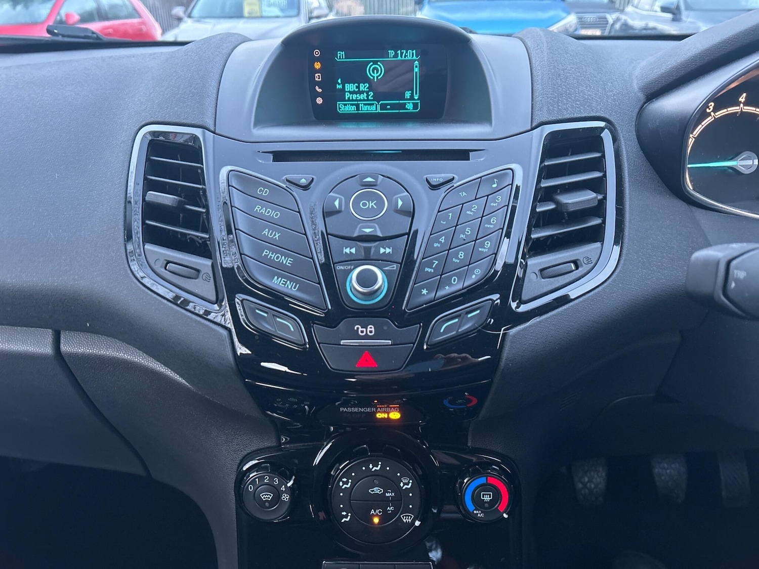 Used Ford Fiesta 2015 for sale - 76802195: Photo 40