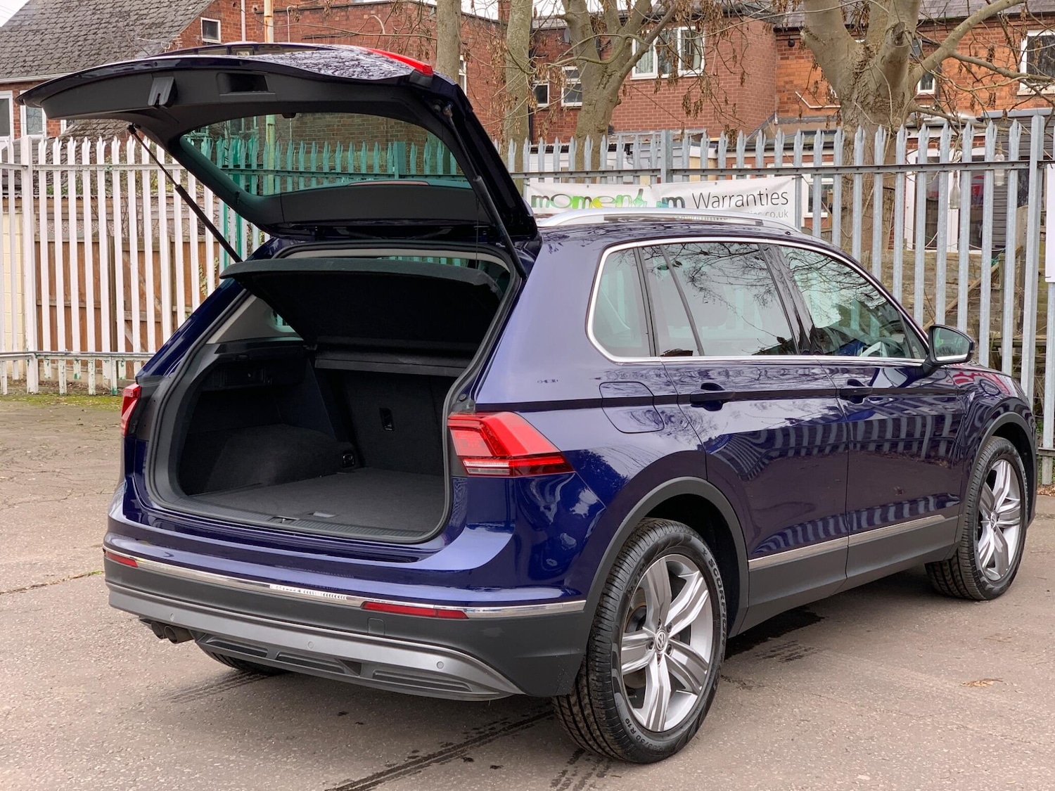 Used Volkswagen Tiguan for sale - 77768225: Photo 10