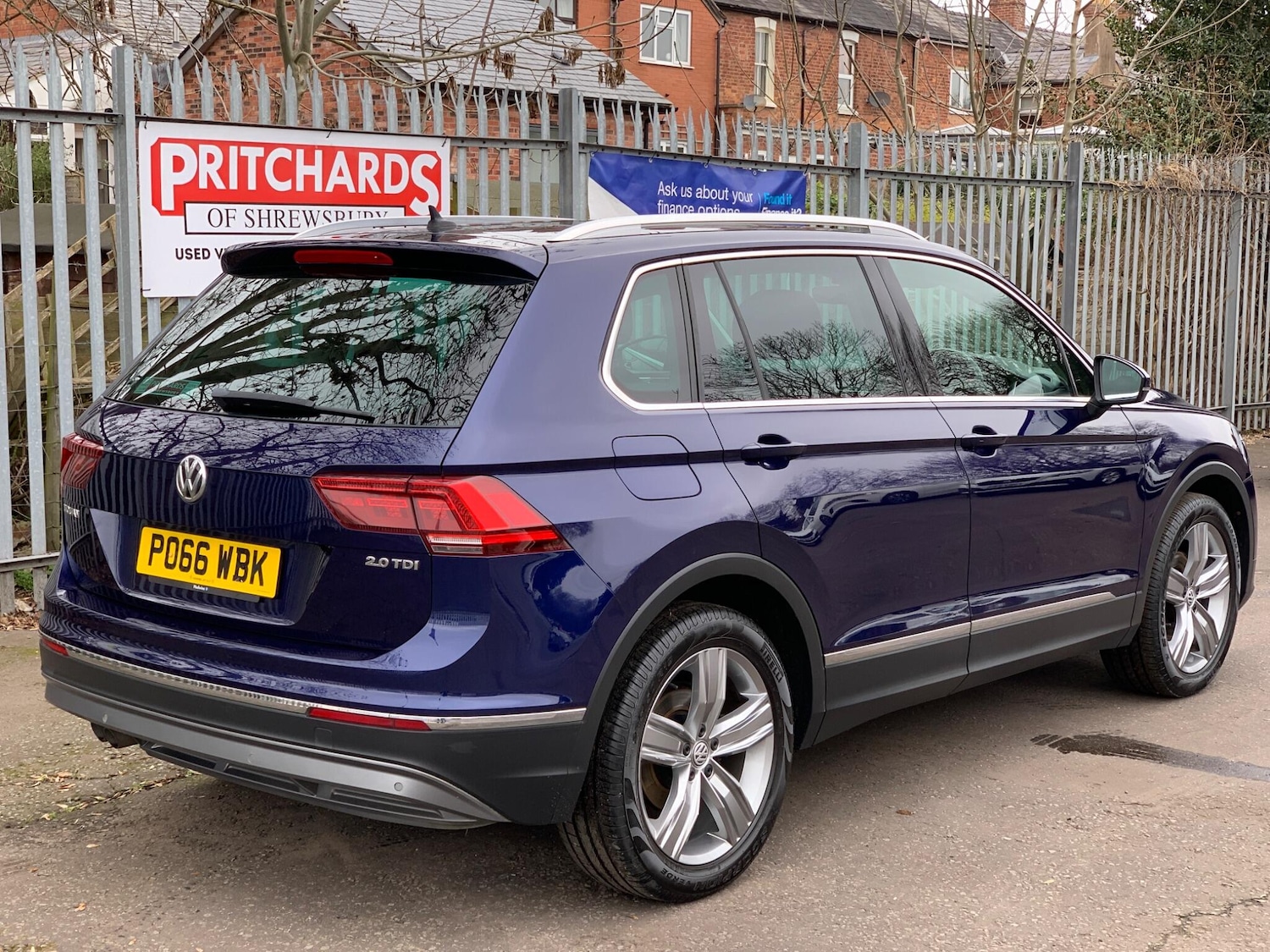 Used Volkswagen Tiguan for sale - 77768225: Photo 3