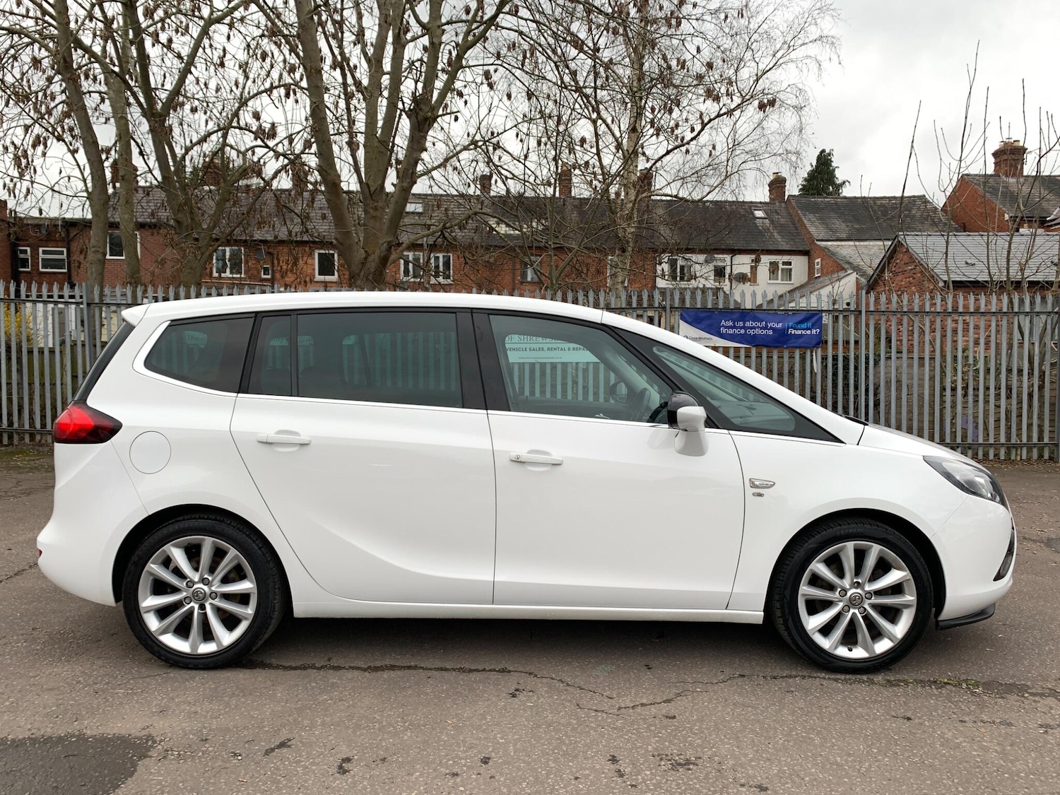 Used Vauxhall Zafira 2015 for sale - 77808106: Photo 4