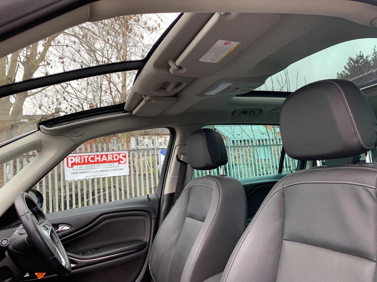 Used Vauxhall Zafira 2015 for sale - 77808106: Photo 44