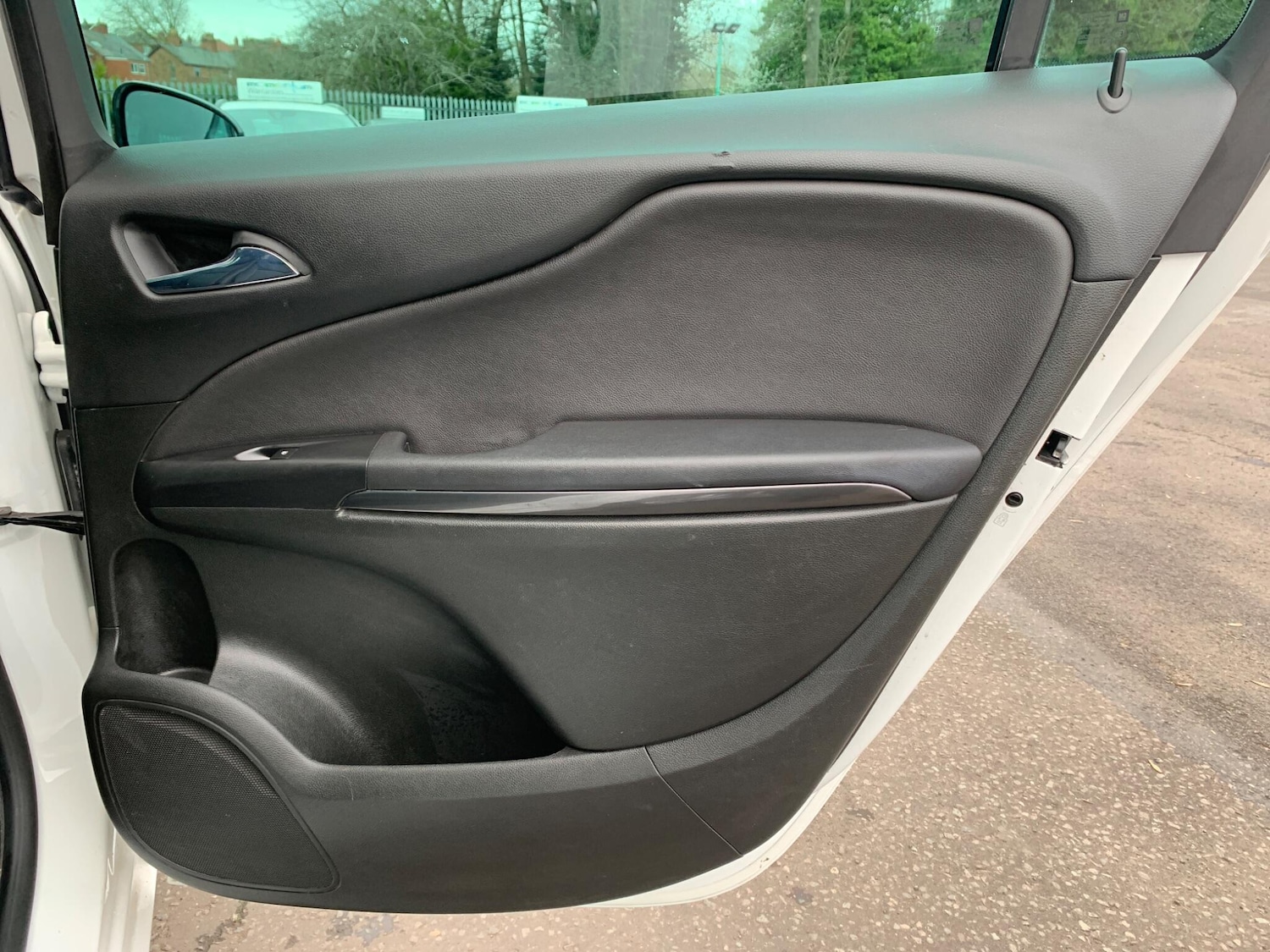 Used Vauxhall Zafira 2015 for sale - 77808106: Photo 49