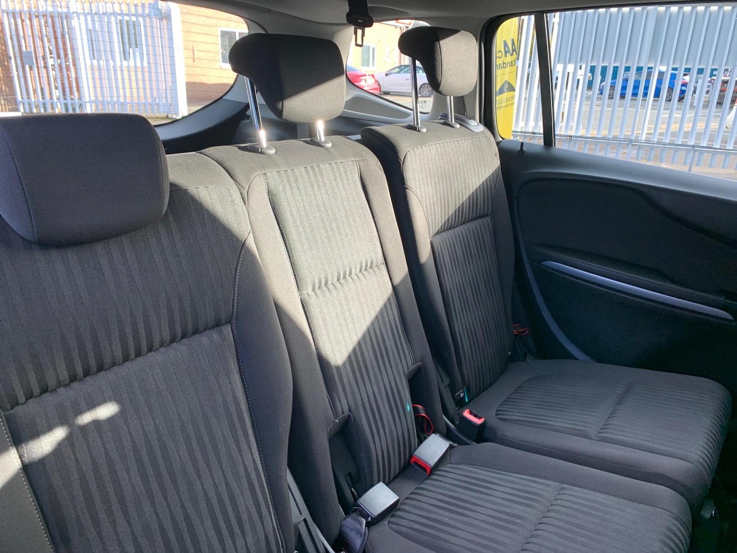 Used Vauxhall Zafira Tourer 2017 for sale - 76409522: Photo 22