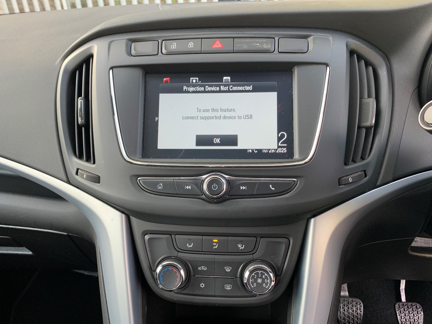 Used Vauxhall Zafira Tourer 2017 for sale - 76409522: Photo 39