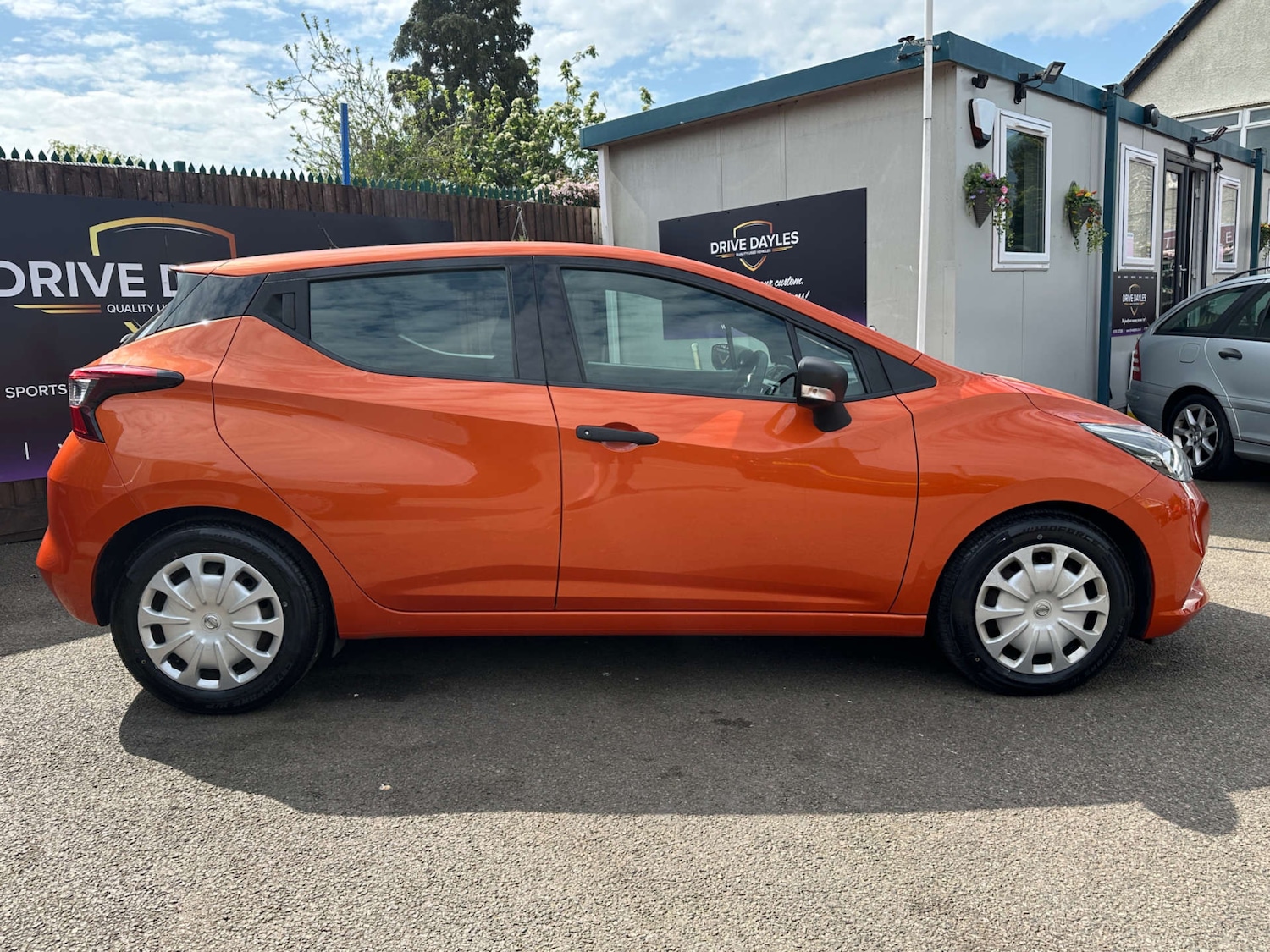 Used Nissan Micra 2017 for sale - 76601130: Photo 2