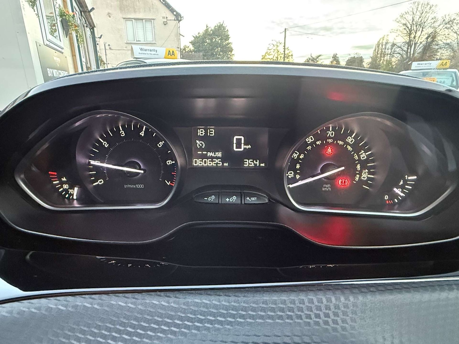 Used Peugeot 208 2016 for sale - 76520343: Photo 15