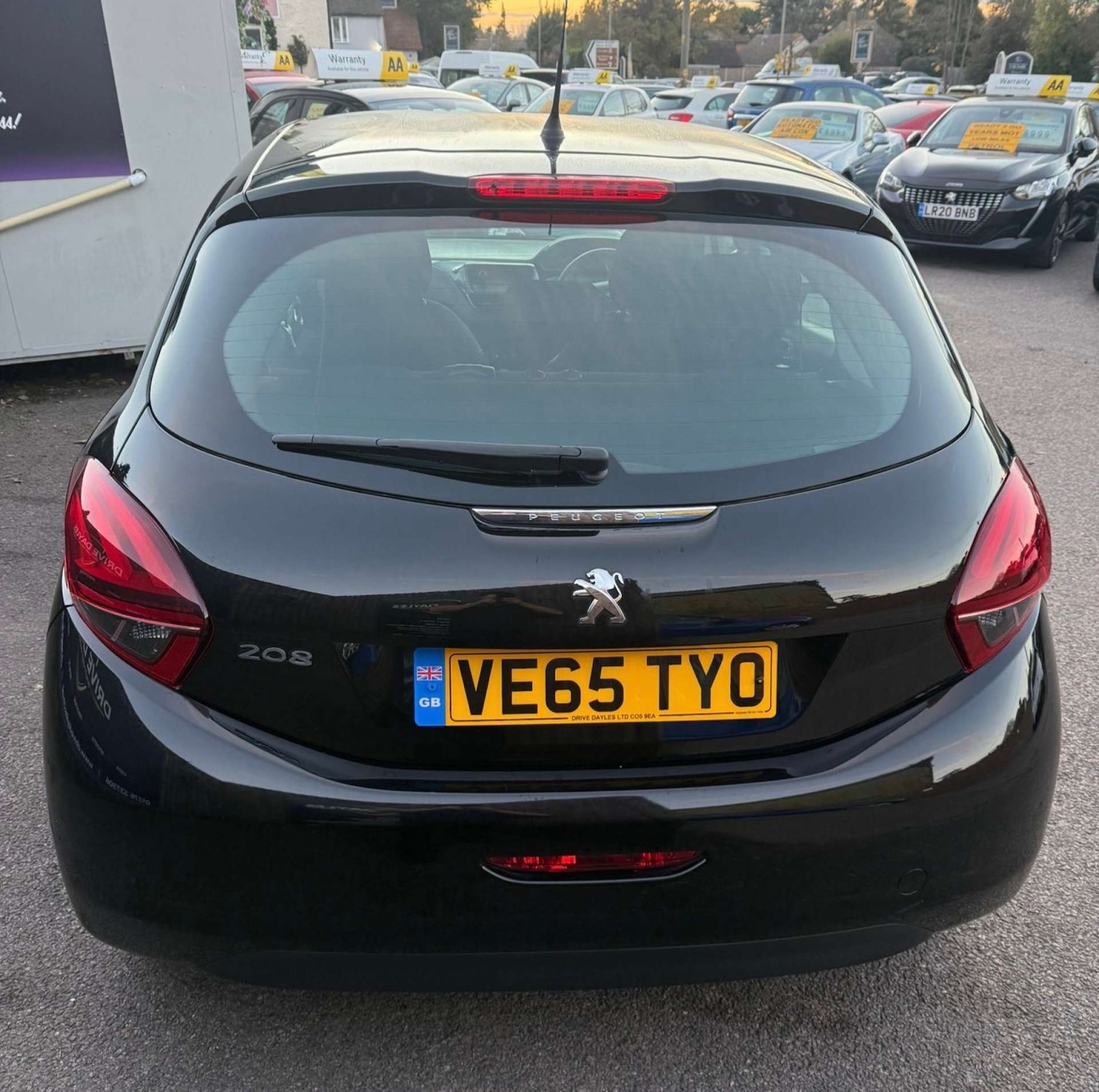 Used Peugeot 208 2016 for sale - 76520343: Photo 6