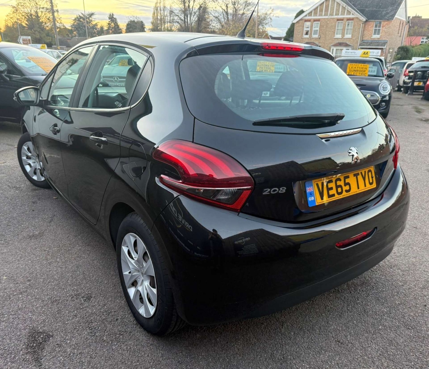 Used Peugeot 208 2016 for sale - 76520343: Photo 8