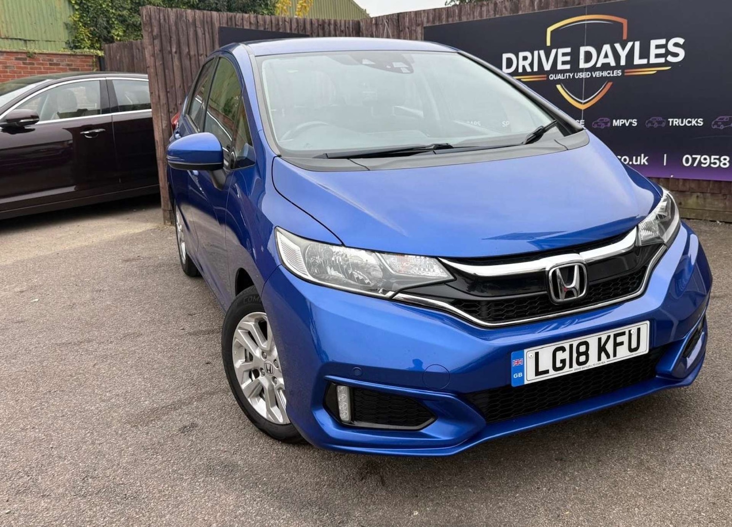 Used Honda Jazz 2018 for sale - 76601360: Photo 2