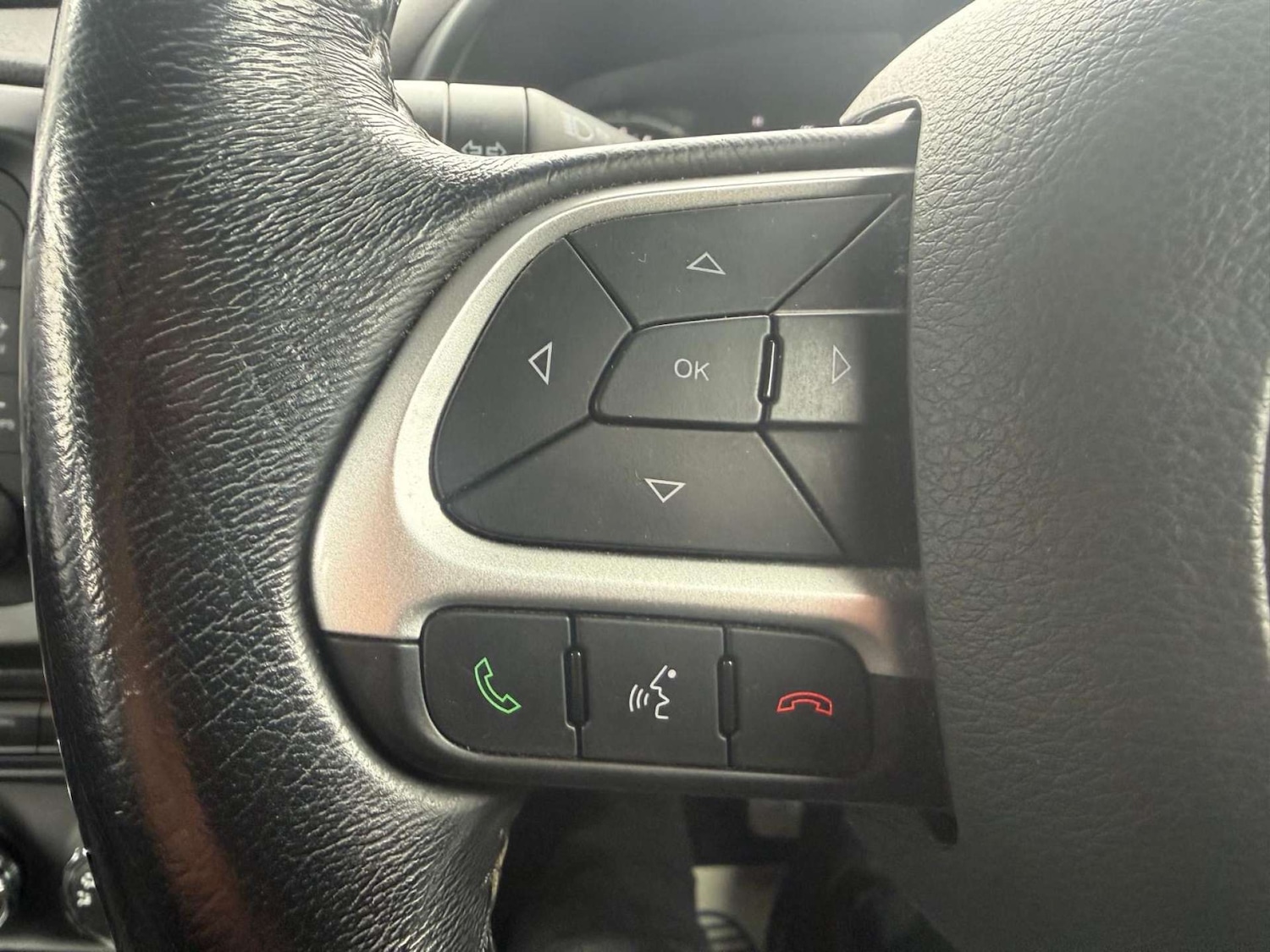 Used Jeep Renegade 2017 for sale - 77610600: Photo 25