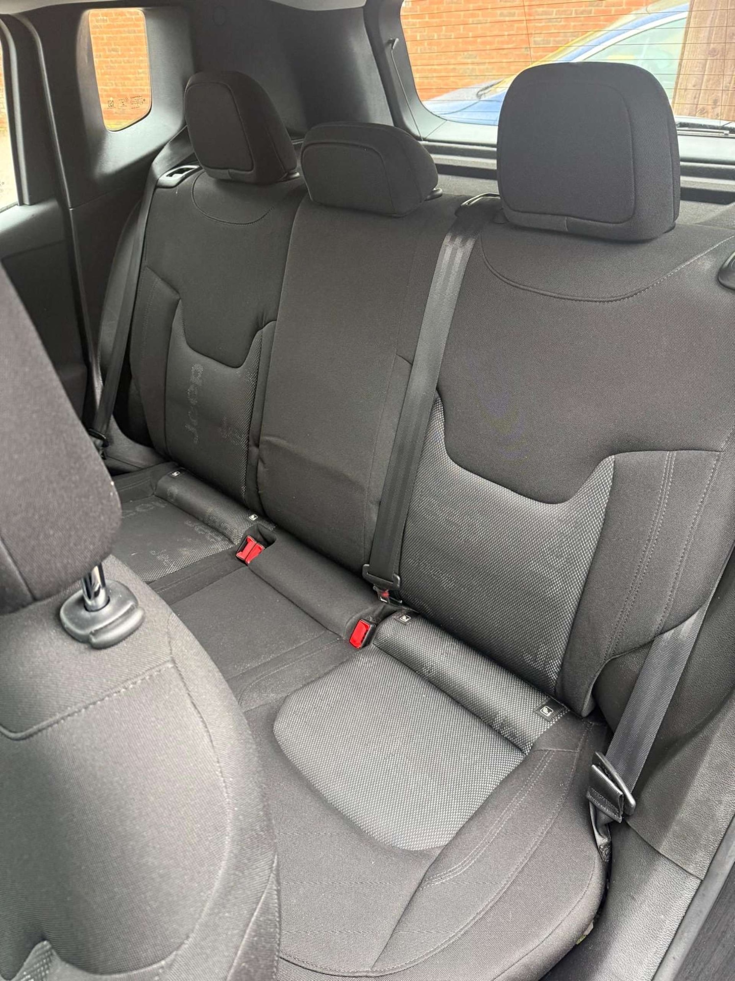 Used Jeep Renegade 2017 for sale - 77610600: Photo 30