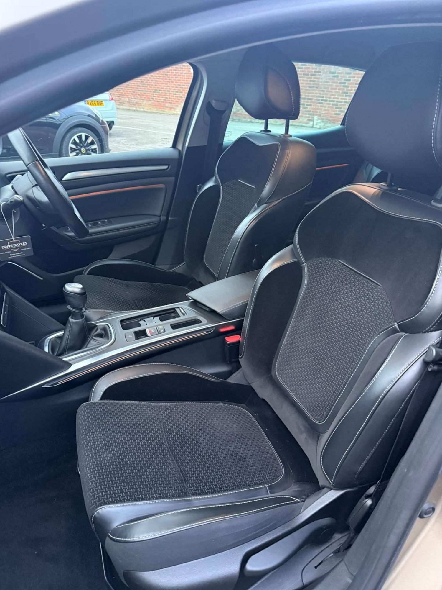 Used Renault Megane 2017 for sale - 76739837: Photo 16