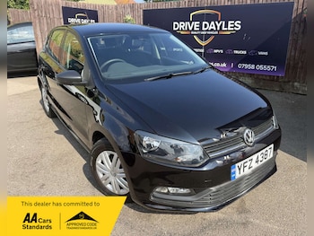 Used Volkswagen Polo 2015 for sale - 79245551: Photo