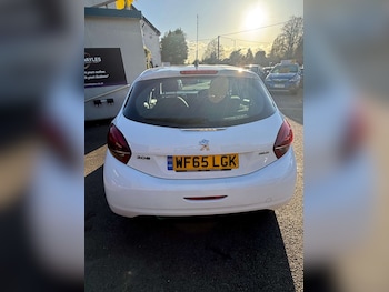 Used Peugeot 208 2015 for sale - 78213858: Photo