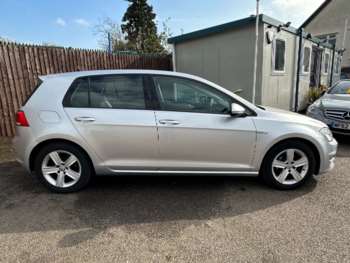 Used Volkswagen Golf 2017 for sale - 74576026: Photo
