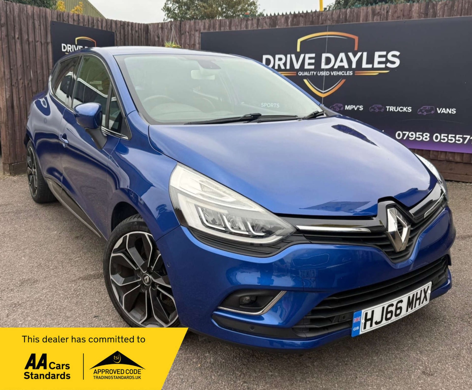 Used Renault Clio 2016 for sale - 76601388: Photo 1