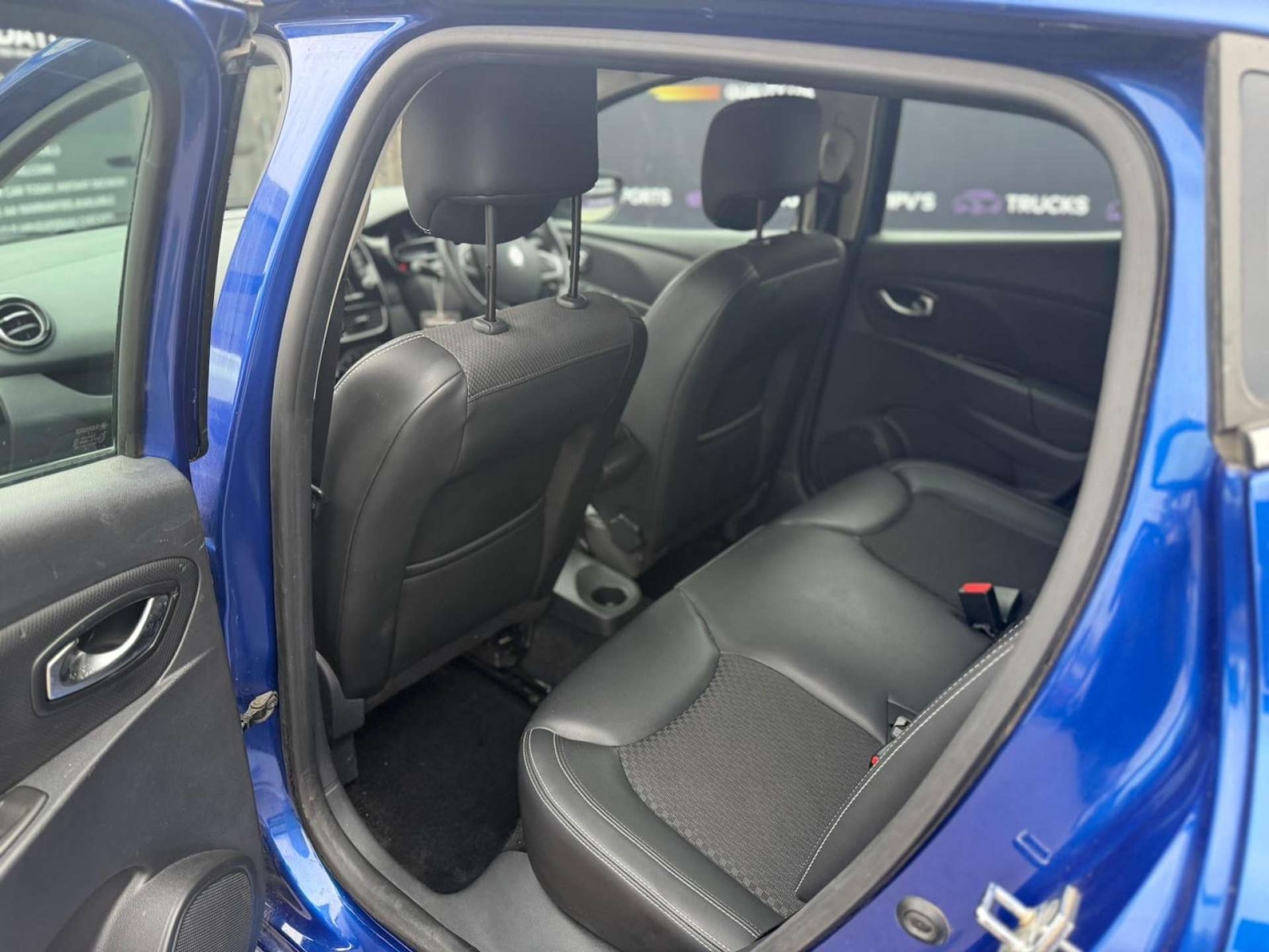 Used Renault Clio 2016 for sale - 76601388: Photo 12