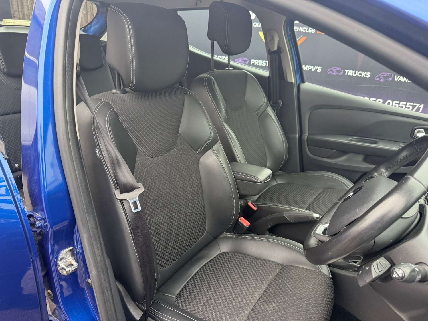 Used Renault Clio 2016 for sale - 76601388: Photo 23