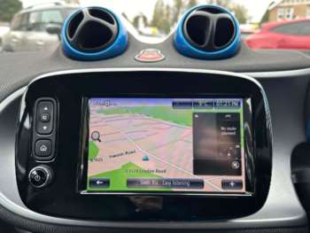 Used smart fortwo 2018 for sale - 74576014: Photo