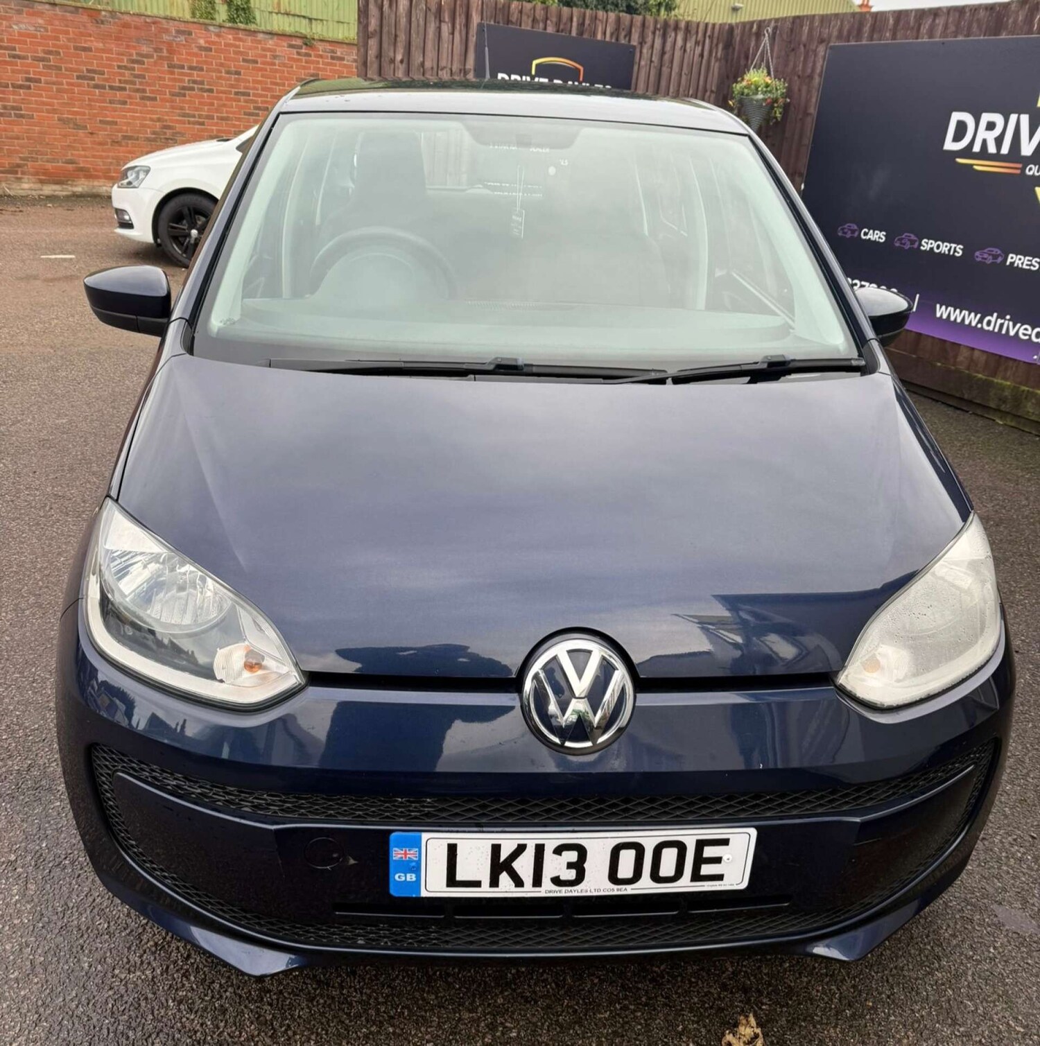 Used Volkswagen up! 2013 for sale - 76629634: Photo 14