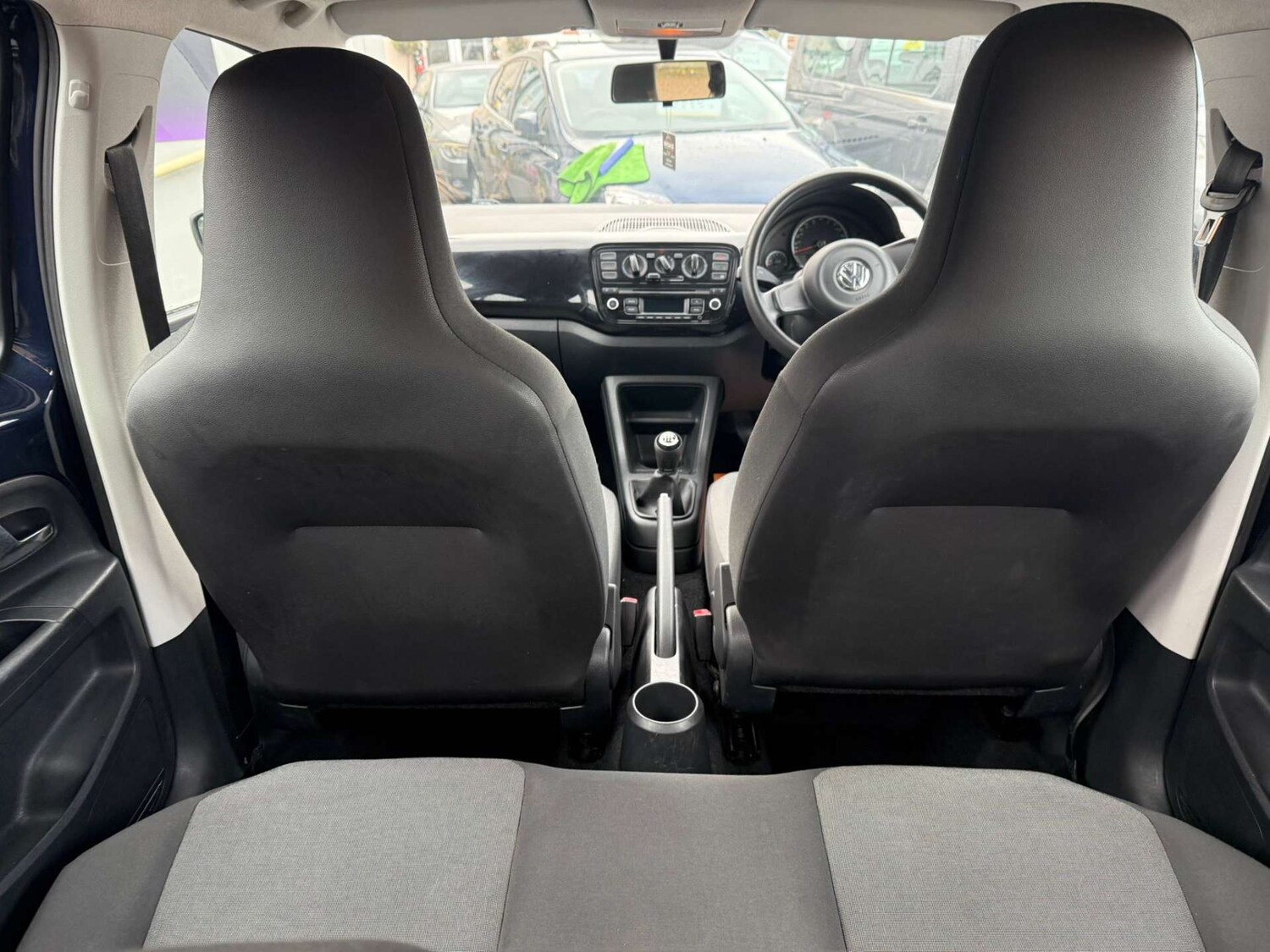 Used Volkswagen up! 2013 for sale - 76629634: Photo 5