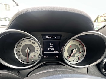 Used Mercedes-Benz SLK 2013 for sale - 77531885: Photo