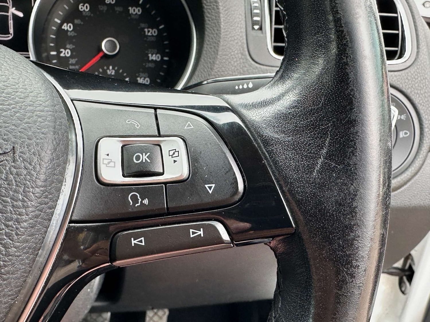 Used Volkswagen Polo 2017 for sale - 76601128: Photo 16