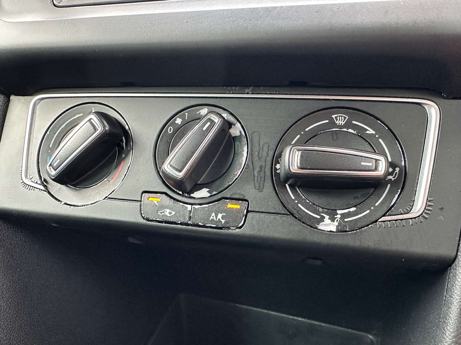 Used Volkswagen Polo 2017 for sale - 76601128: Photo 38