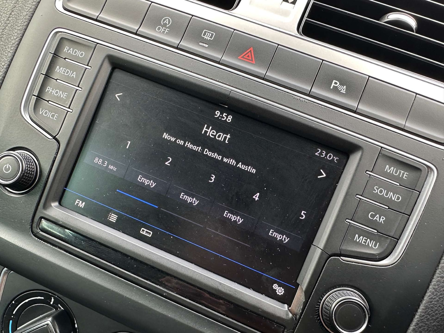 Used Volkswagen Polo 2017 for sale - 76601128: Photo 44