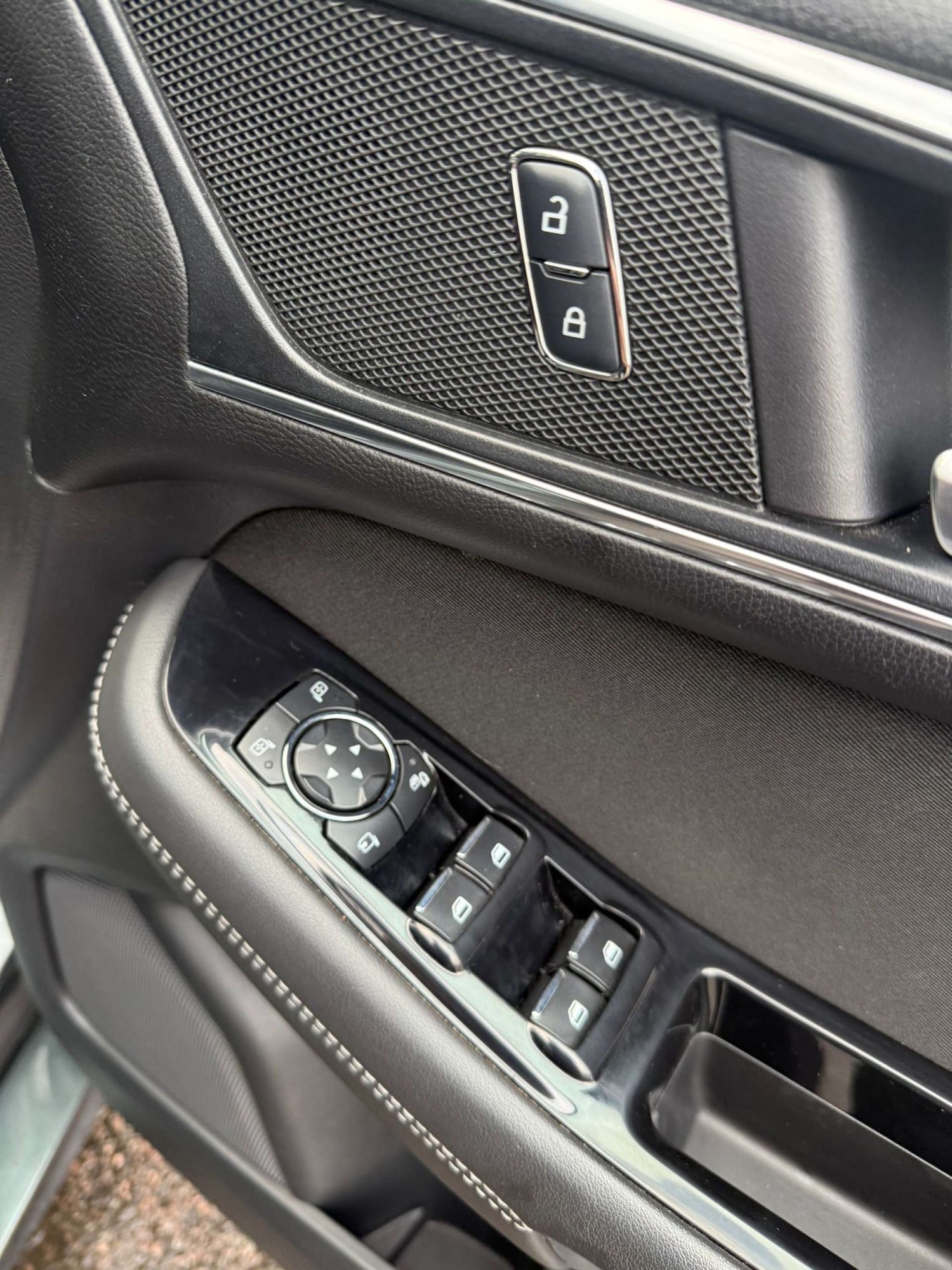 Used Ford S-Max 2016 for sale - 77115873: Photo 7