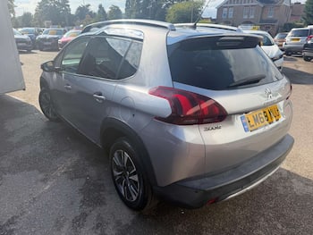 Used Peugeot 2008 2018 for sale - 79654685: Photo