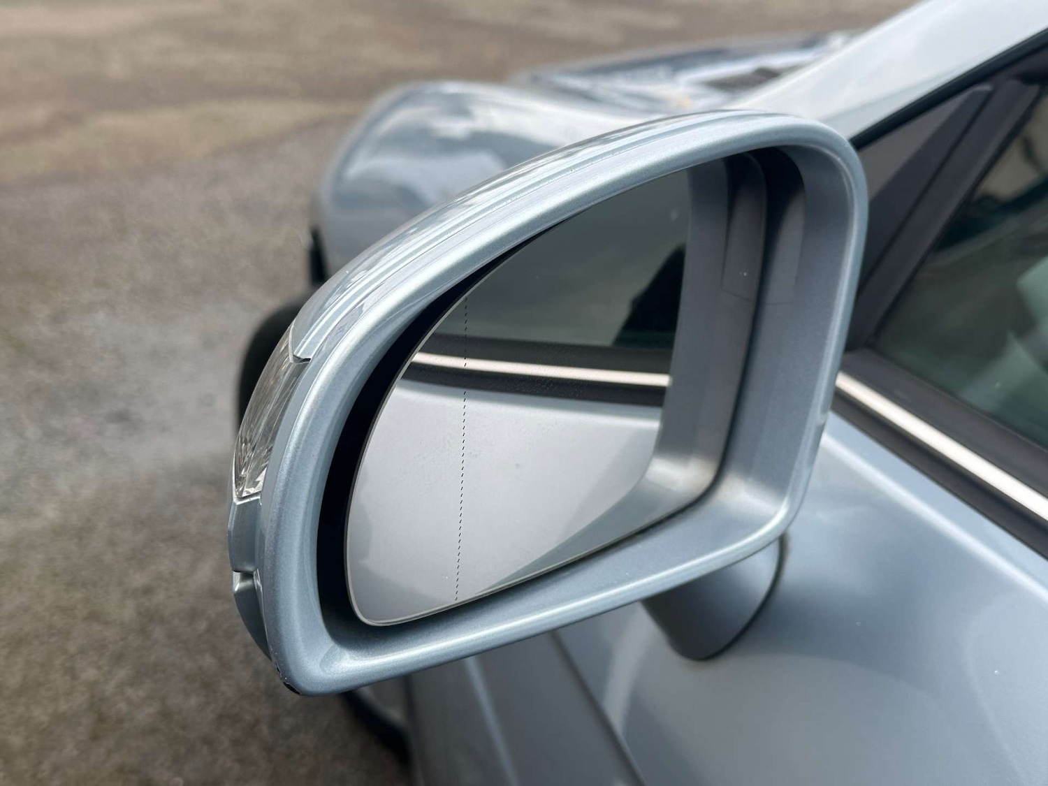 Used Mercedes-Benz SLK 2013 for sale - 76762569: Photo 36