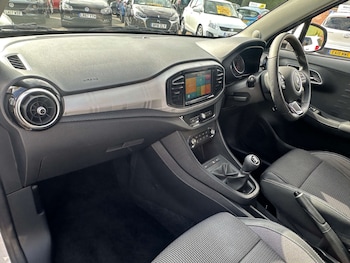 Used Mercedes-Benz EQV 2021 for sale - 77049117: Photo