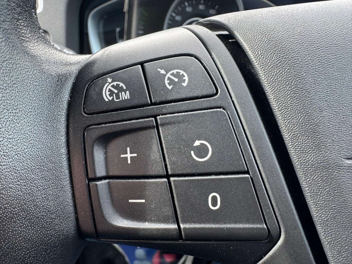 Used Volvo S60 2017 for sale - 77916392: Photo 20