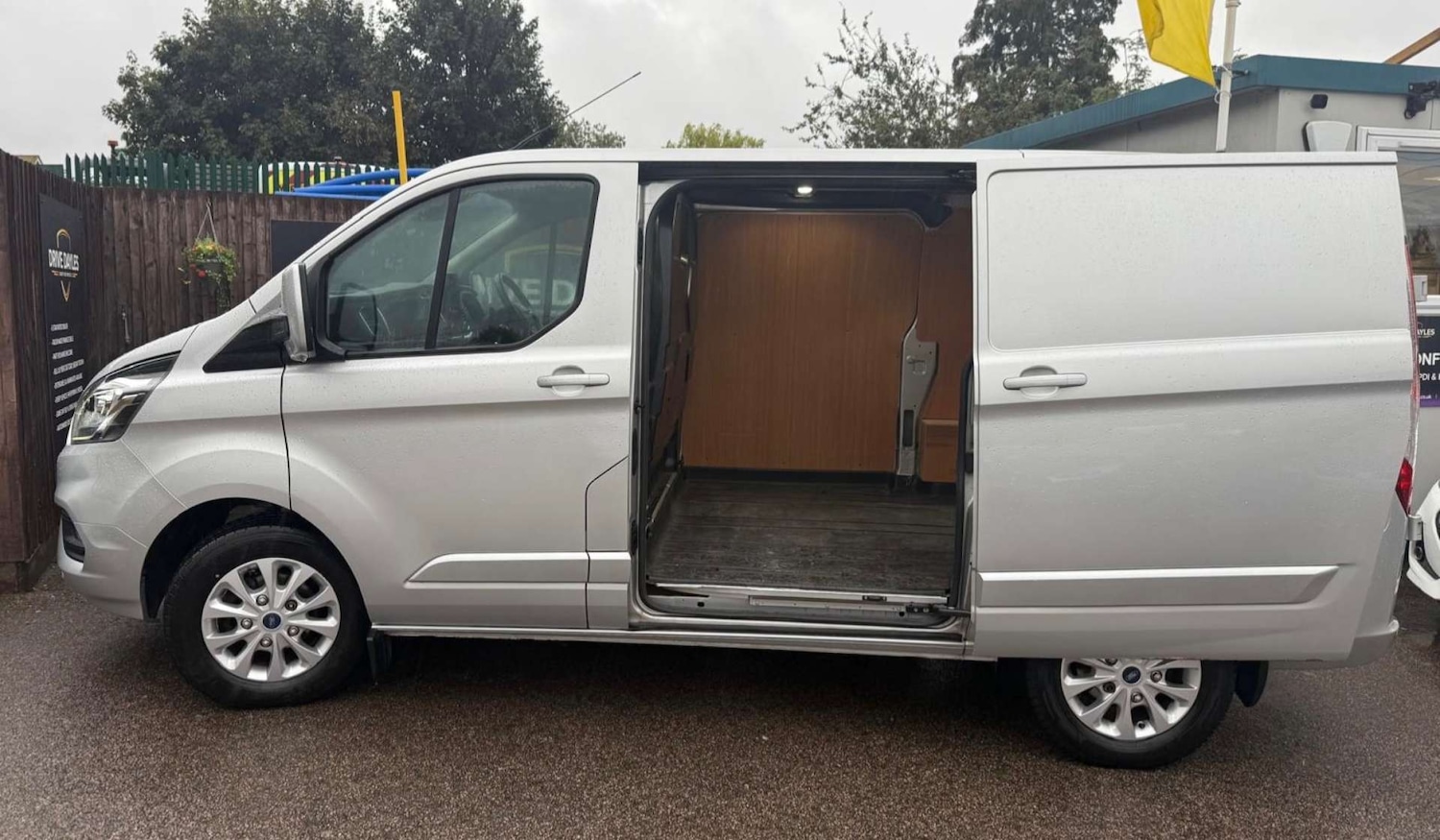 Used Ford Transit Custom 2020 for sale - 76162640: Photo 5
