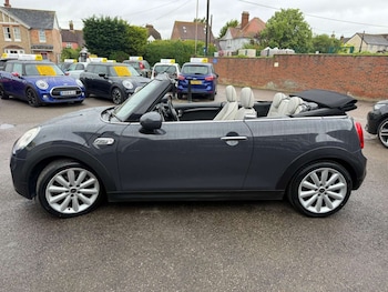 Used MINI Convertible 2016 for sale - 78829074: Photo
