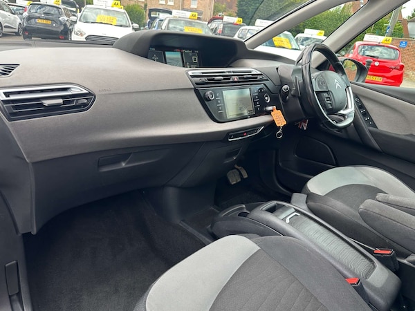 Used Citroen C4 Picasso 2016 for sale - 75016634: Photo 12