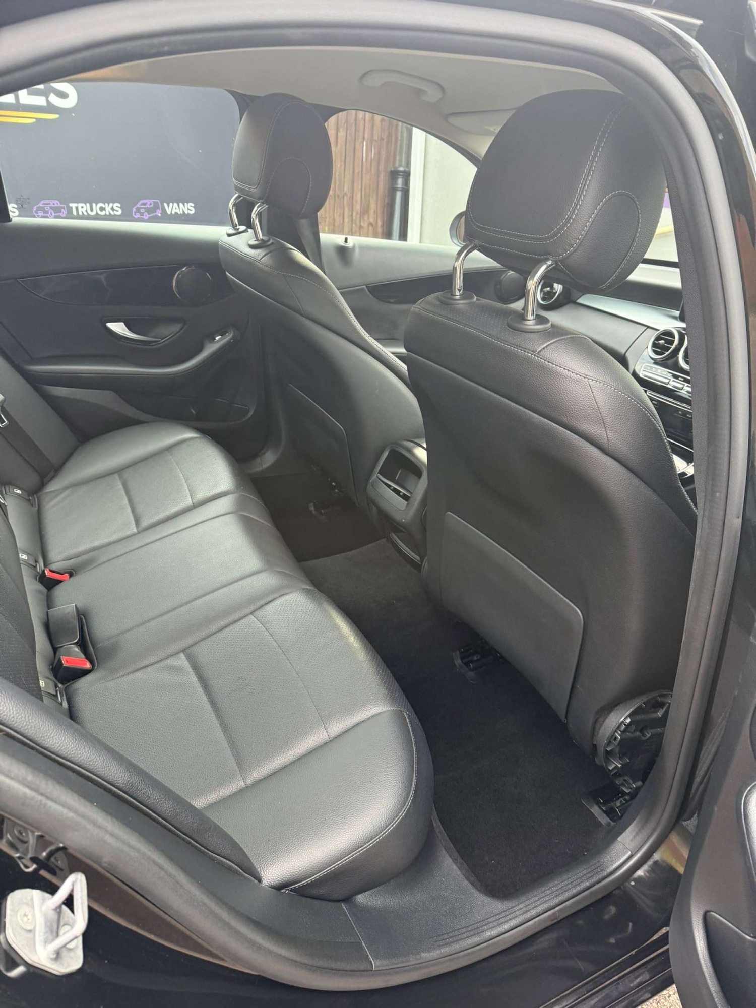 Used Mercedes-Benz C Class 2017 for sale - 77339240: Photo 17