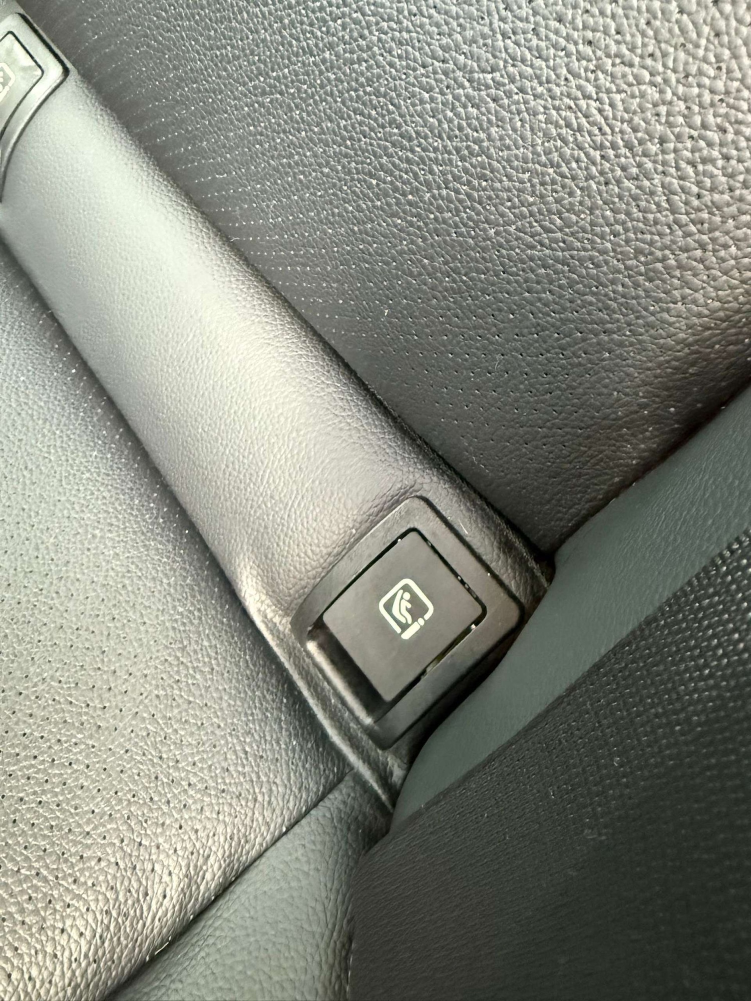 Used Mercedes-Benz C Class 2017 for sale - 77339240: Photo 26