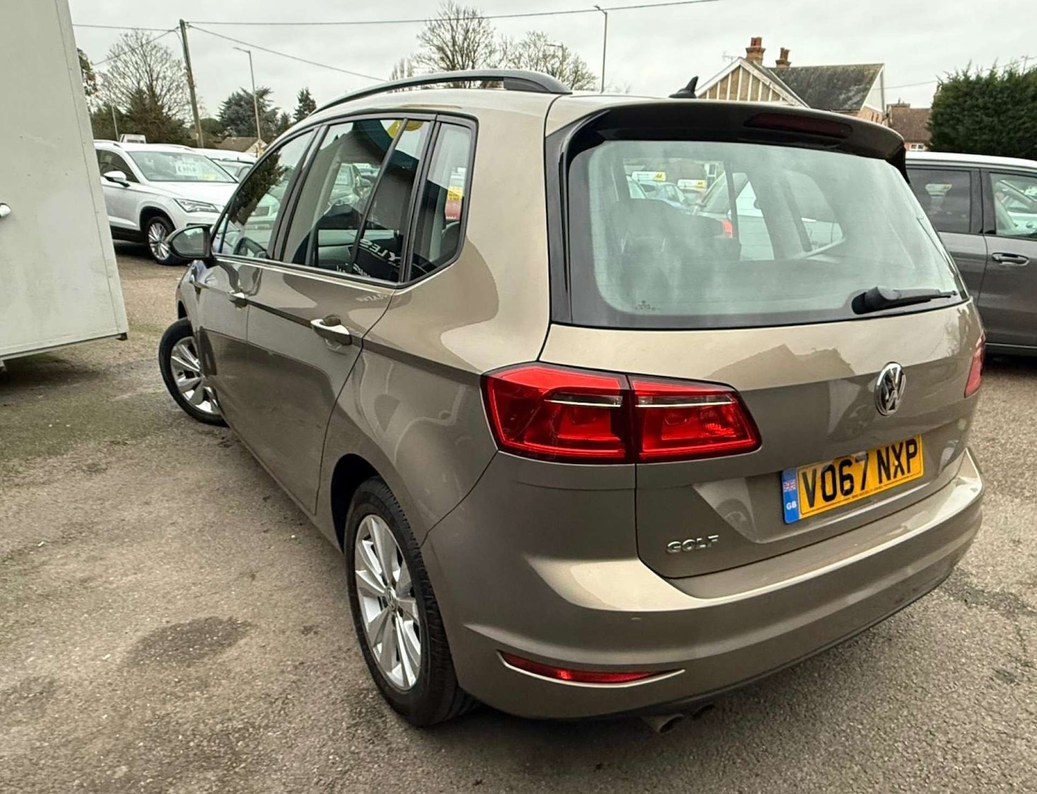 Used Volkswagen Golf SV 2017 for sale - 76923083: Photo 5