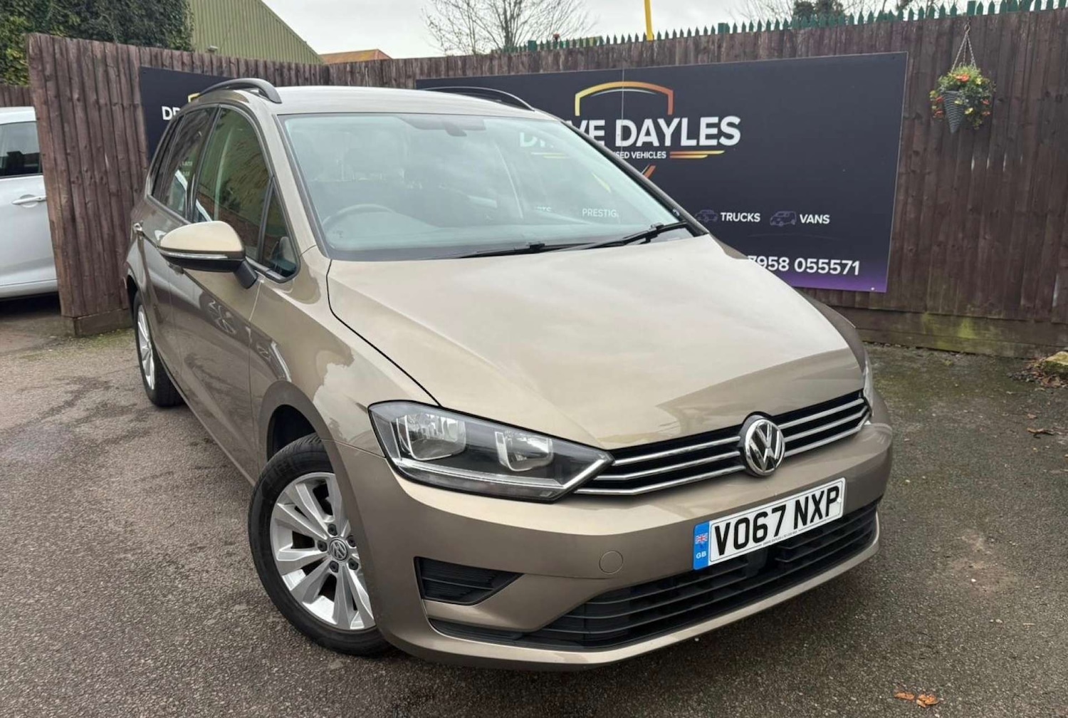 Used Volkswagen Golf SV 2017 for sale - 76923083: Photo 6