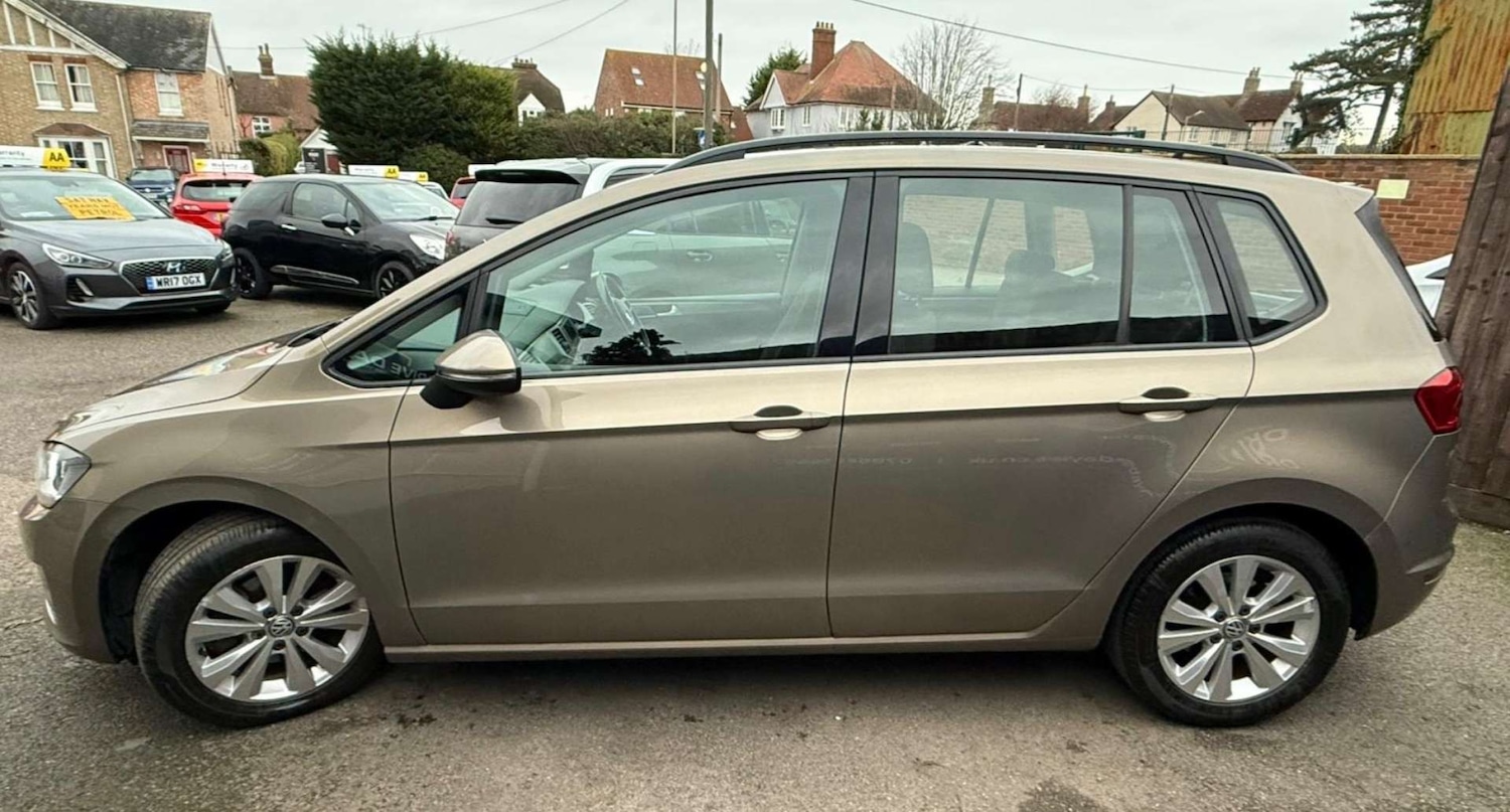 Used Volkswagen Golf SV 2017 for sale - 76923083: Photo 8