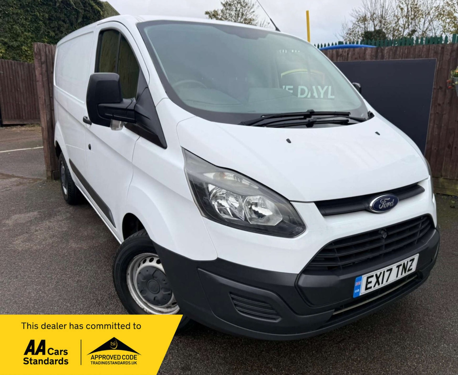 Used Ford Transit Custom 2017 for sale - 76720468: Photo 1