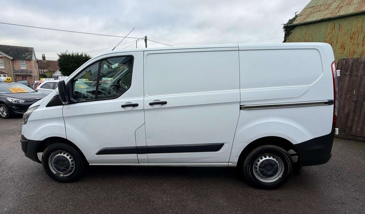Used Ford Transit Custom 2017 for sale - 76720468: Photo 2
