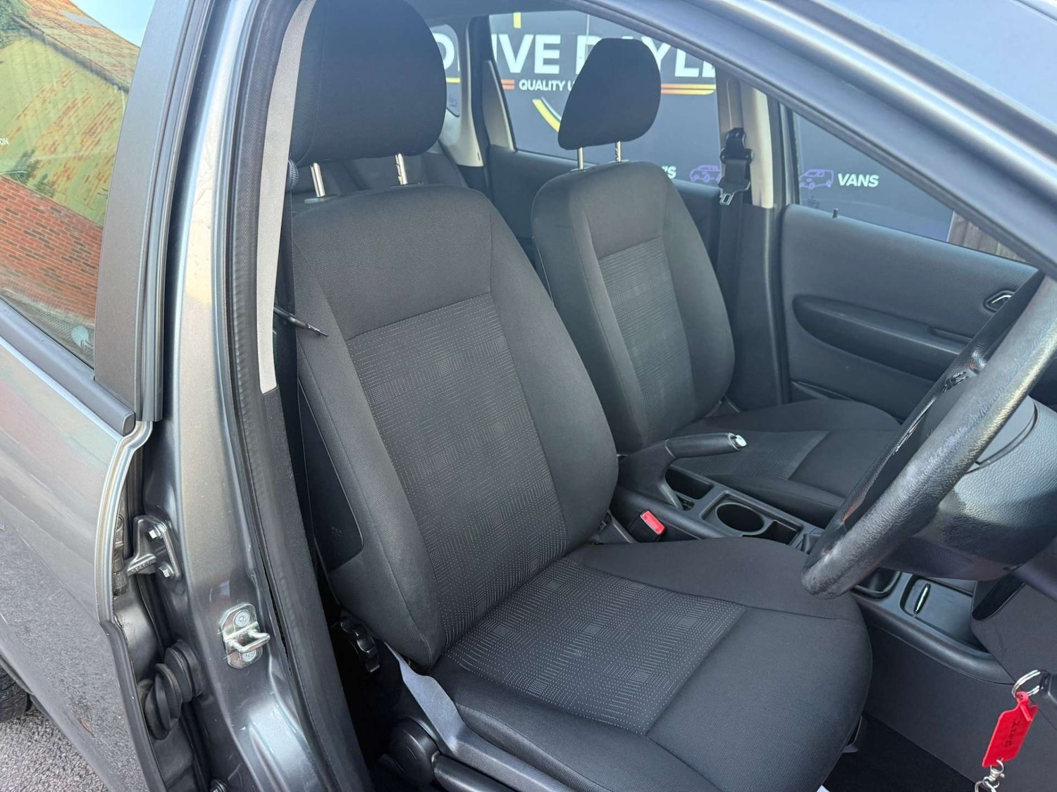 Used Mercedes-Benz A-Class 2012 for sale - 76698051: Photo 15