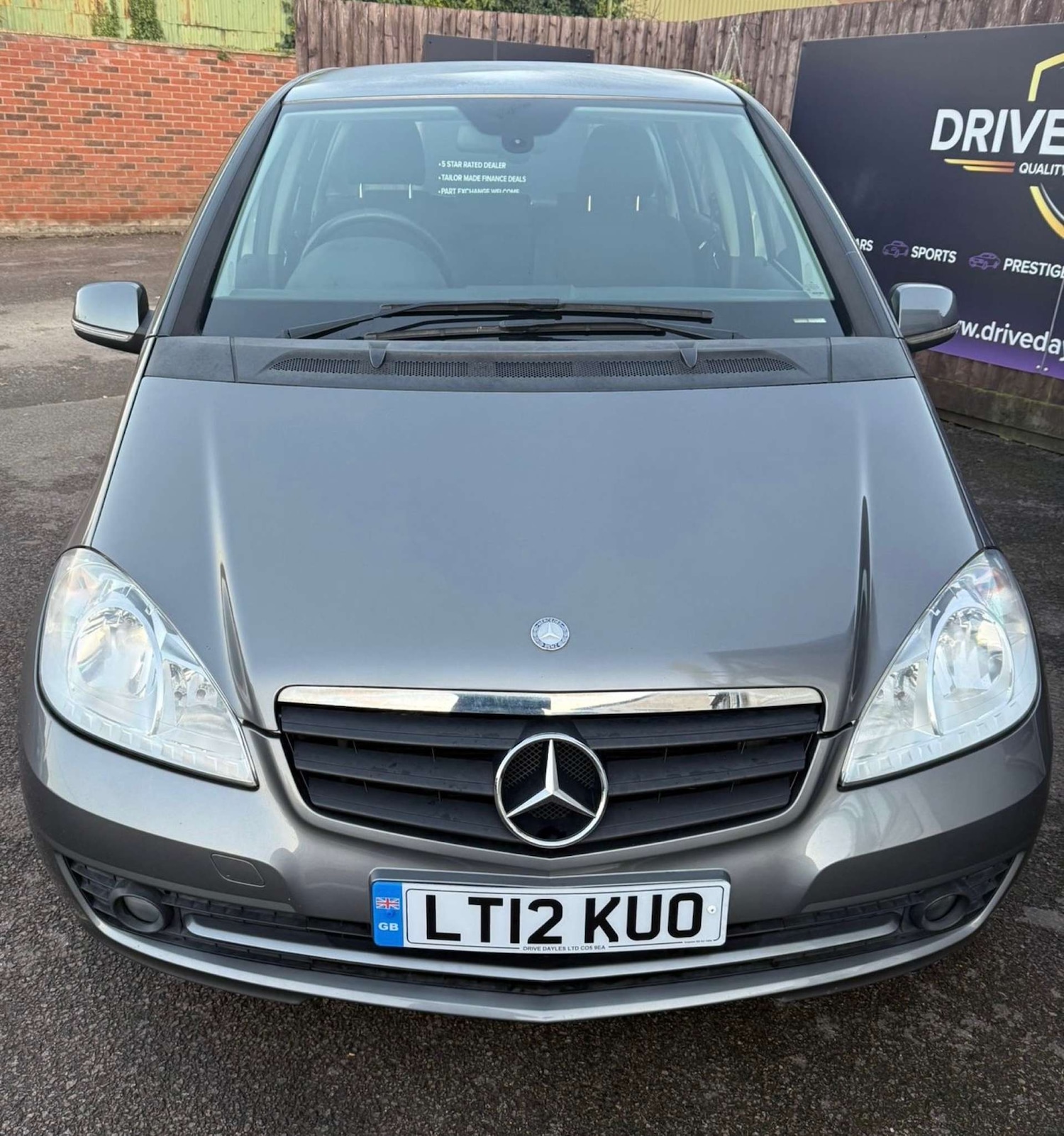 Used Mercedes-Benz A-Class 2012 for sale - 76698051: Photo 2