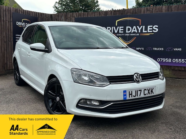 Used Volkswagen Polo 2017 for sale - 76278128: Photo 1
