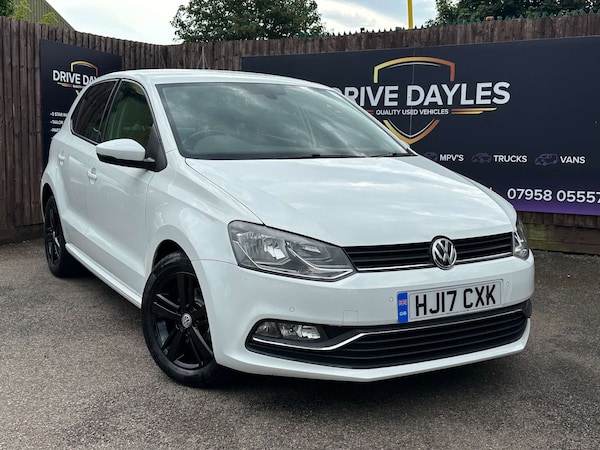 Used Volkswagen Polo 2017 for sale - 76278128: Photo 2