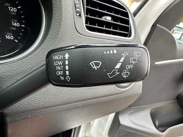 Used Volkswagen Polo 2017 for sale - 76278128: Photo 33