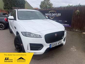Used Jaguar F-Pace 2019 for sale - 79859492: Photo